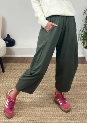 Aspen Jersey Barrel  Pants in Khaki