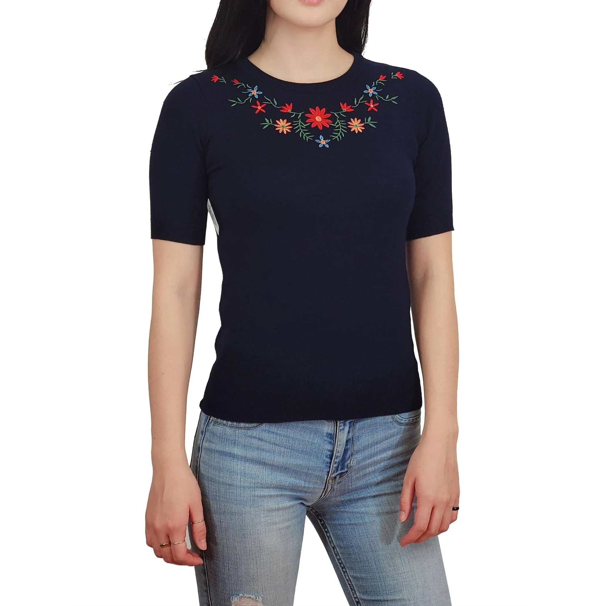 Half Sleeve Daisy Flower Embroidered Knit Pullover Tee MK3664EMBO(S-XL)